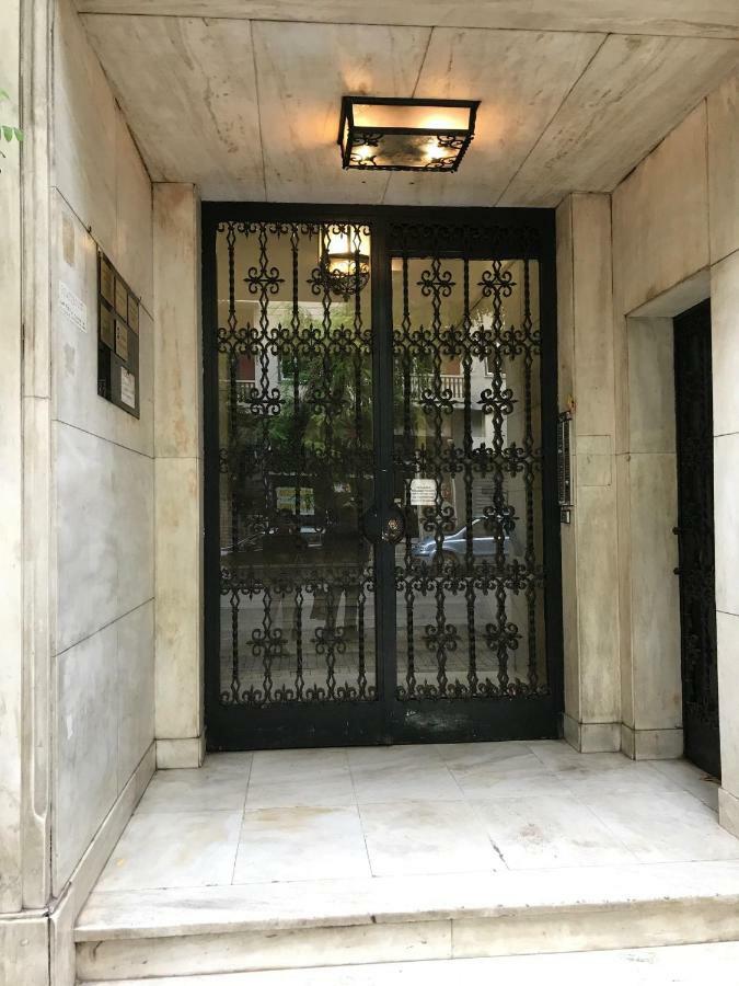 Toni's Amazing 3bdroom Apt. Near A. Museum Athens